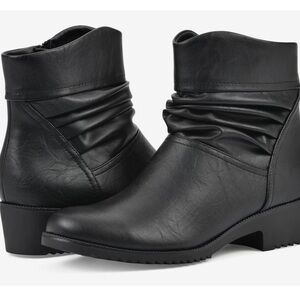 Cliffs by White Mountain Durbon Bootie. New never worn.